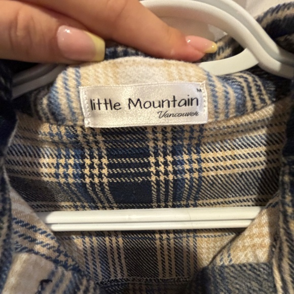 Flannel Shacket -Little Mountain - Picture 4 of 4